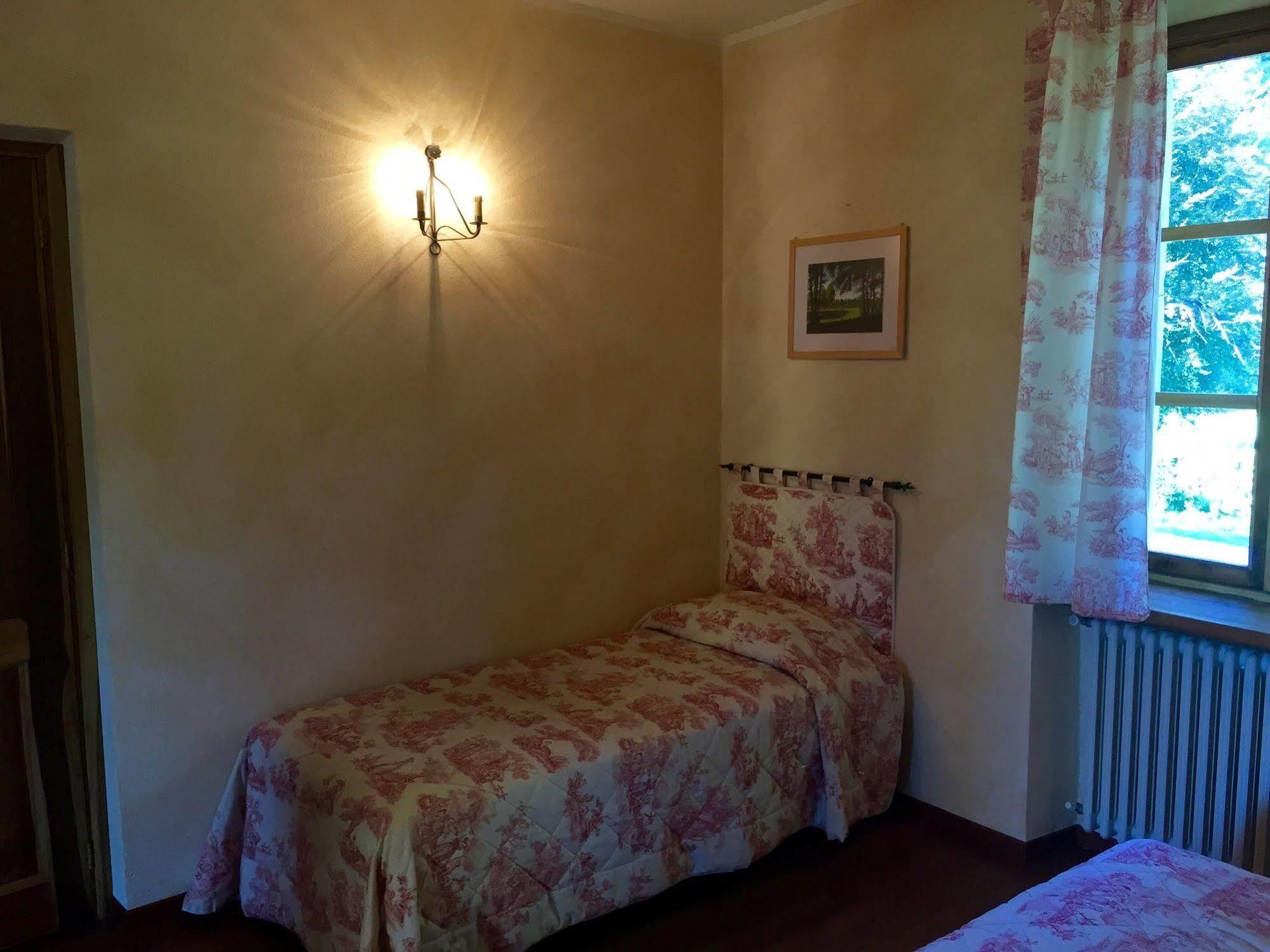 Le 5 Frecce Villa Cavour Buitenkant foto