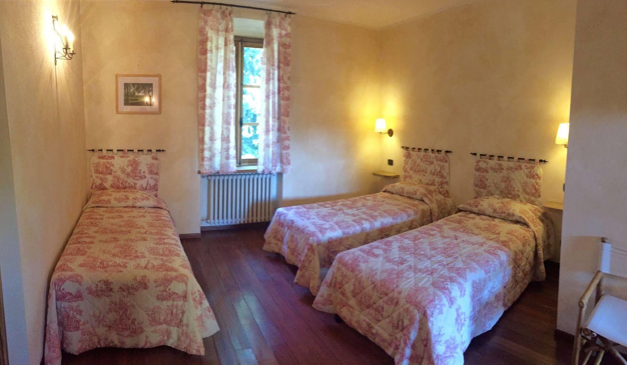 Le 5 Frecce Villa Cavour Buitenkant foto