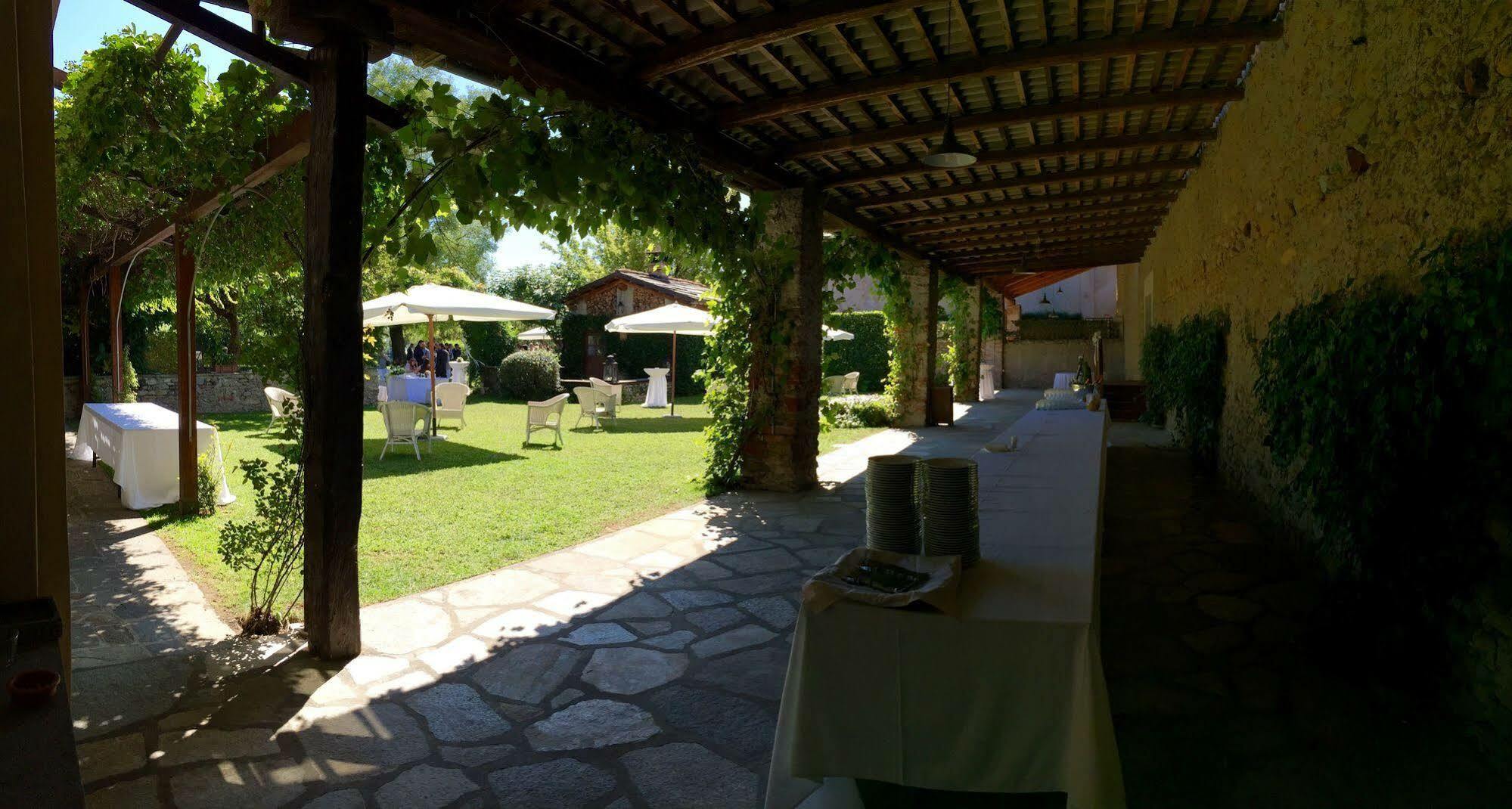 Le 5 Frecce Villa Cavour Buitenkant foto